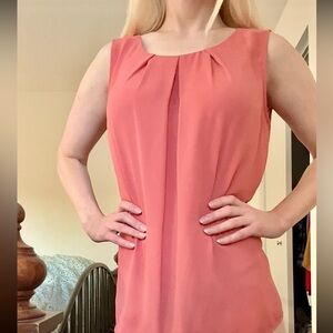 Loft Outlet Coral Flowy Pleated Sleeveless Tank Top Blouse Size Medium